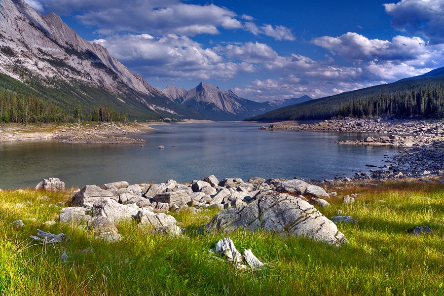 Medicine Lake\n\nJasper National Park, Alberta\n\n22 August, 2009