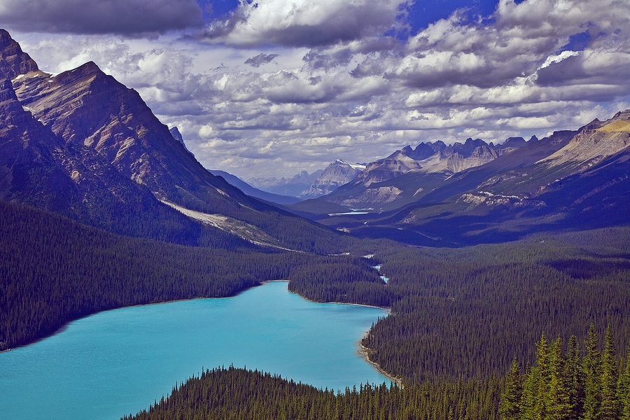 Storm Brewing\n\nPeyto Lake, Banff National Park, Alberta\n\n25 August, 2009