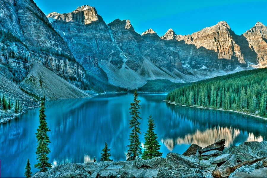 Moraine Lake\n\nNear Lake Louise, Banff National Park, Alberta\n\n30 August, 2009