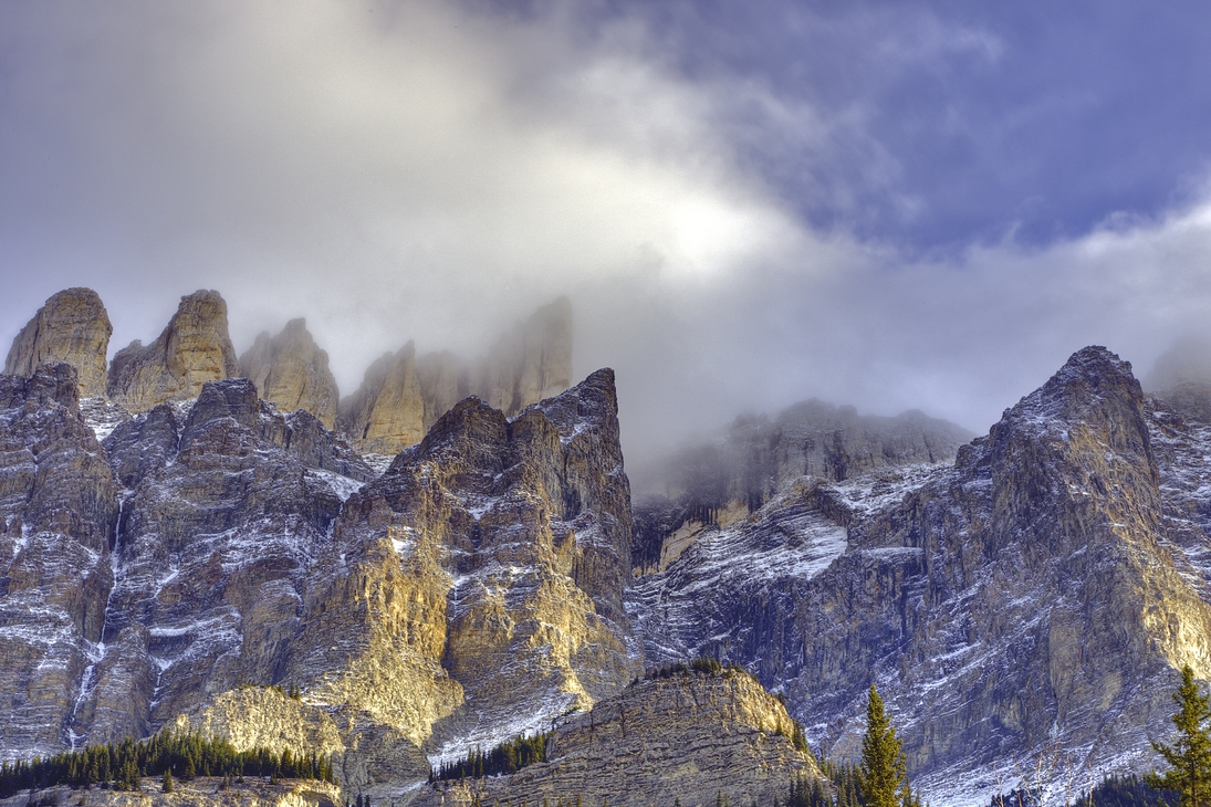 Rocky Mountain House, Ice Fields Parkway, Alberta\n\n27 October, 2011