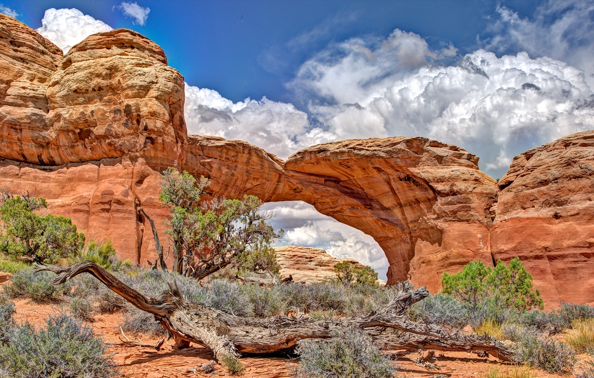 Broken Arch, Arches National Park, Near Moab, Utah\n\n7 May, 2012