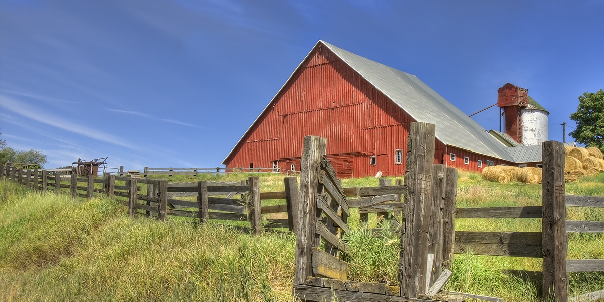 Draper 1878 Gable Barn, Draper-Brown Road, Near Elberton, Washington\n\n27 July, 2013