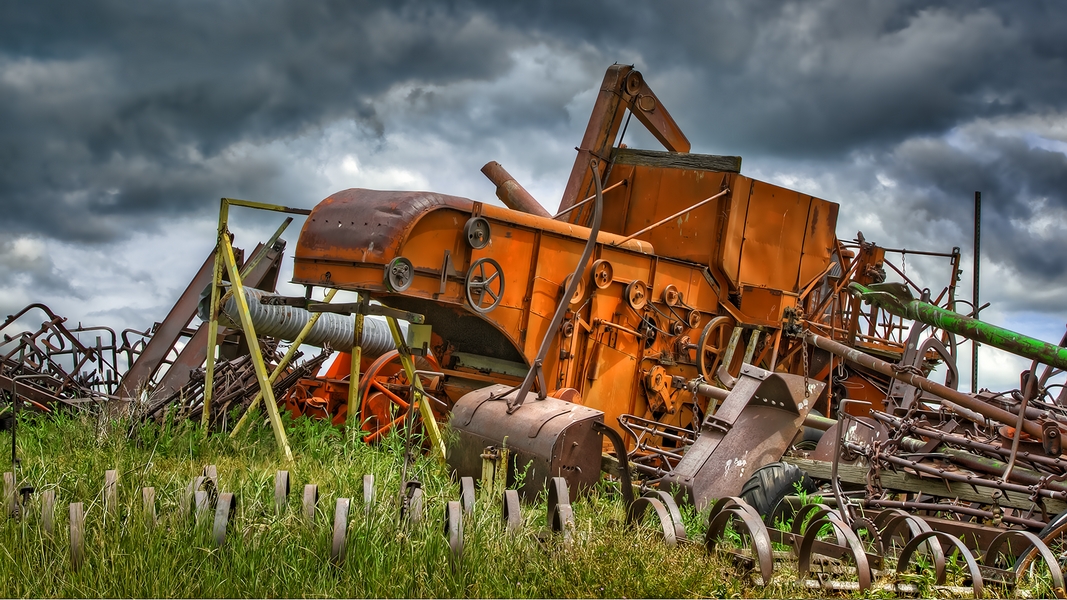 Skeen School Bone Yard, Fulgate Road, Near Palouse, Washington\n\n18 June, 2013