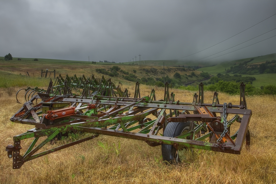 Brayton Road, Near Pullman, Washington\n\n19 June, 2013